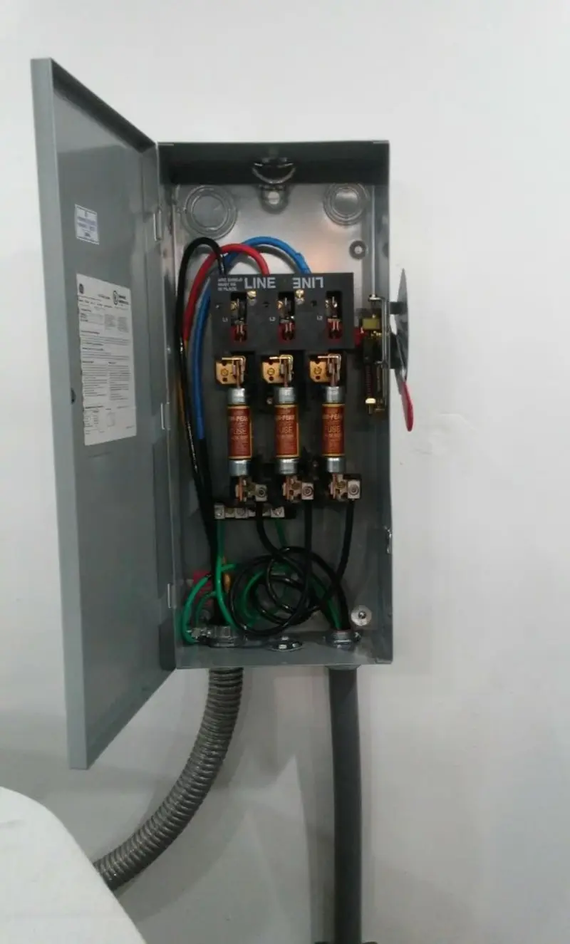 Three-phase disconnect switch installed for Electrical Wiring & Rewiring in Wolf